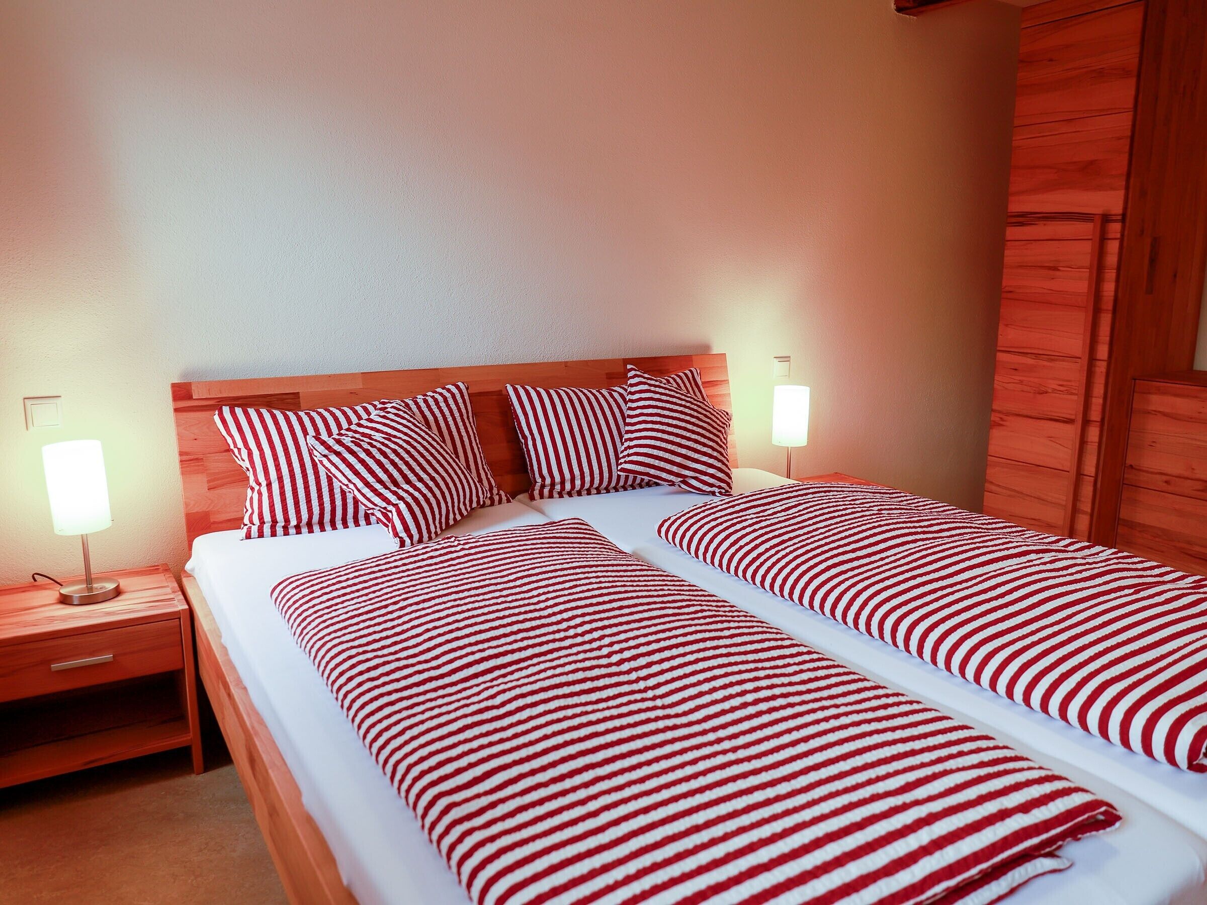 2 chambres, Wi-Fi gratuit, draps fournis