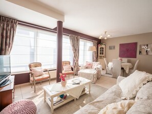 TV - De tulp - romantic by Interhome (De Haan)