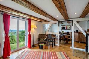 TV, fireplace, stereo - Holiday Home 'Ferienhaus S' Äckerle' with Private Terrace and Private Garden (Lauf)