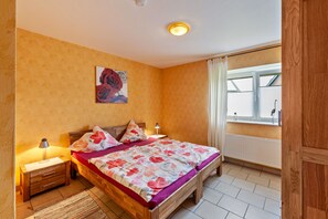 2 camere, ferro/asse da stiro, Wi-Fi gratuito, lenzuola