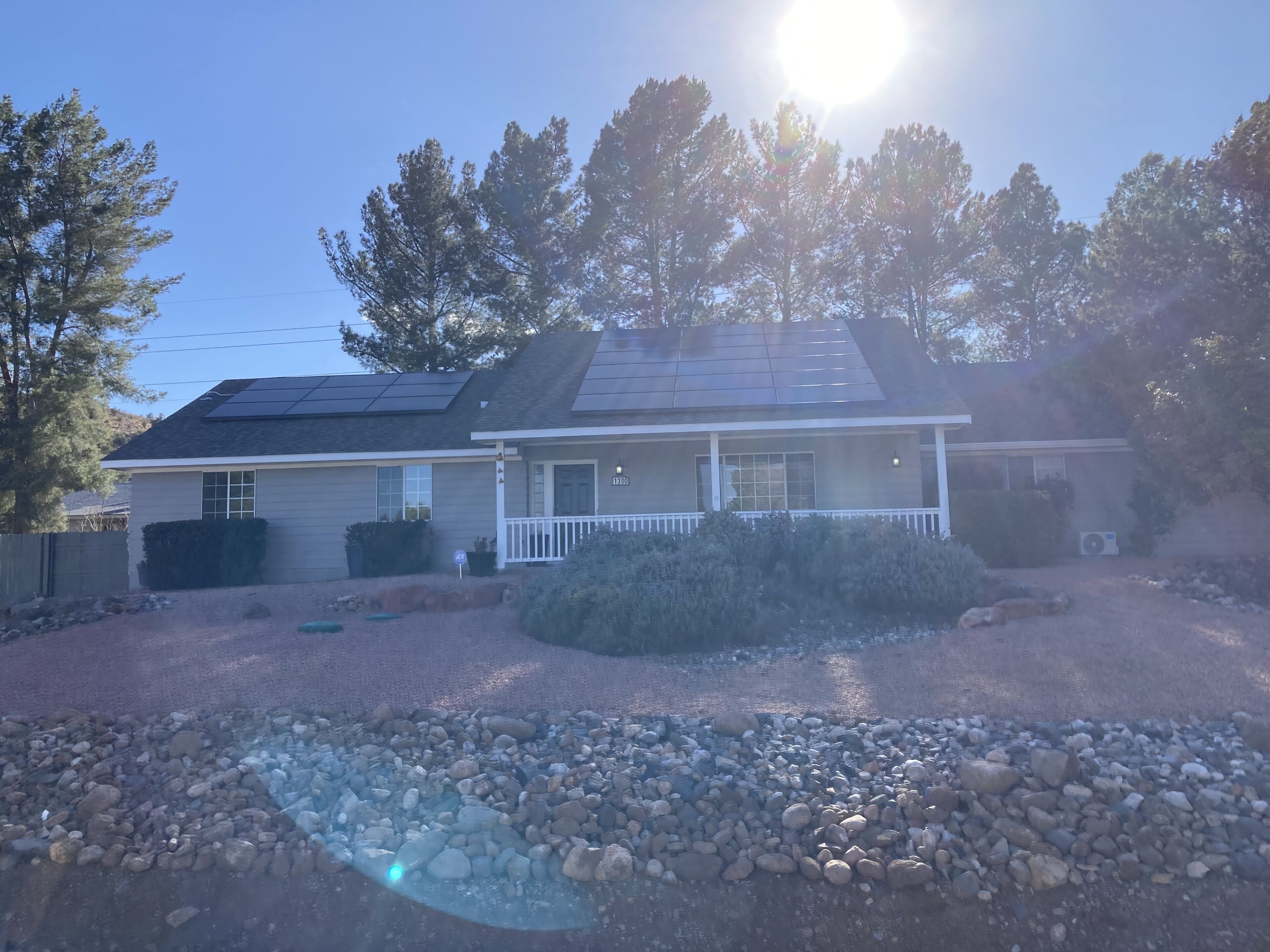 Central to Sedona, Jerome, Vineyards and Old Town Cottonwood! Is Wine Country! 