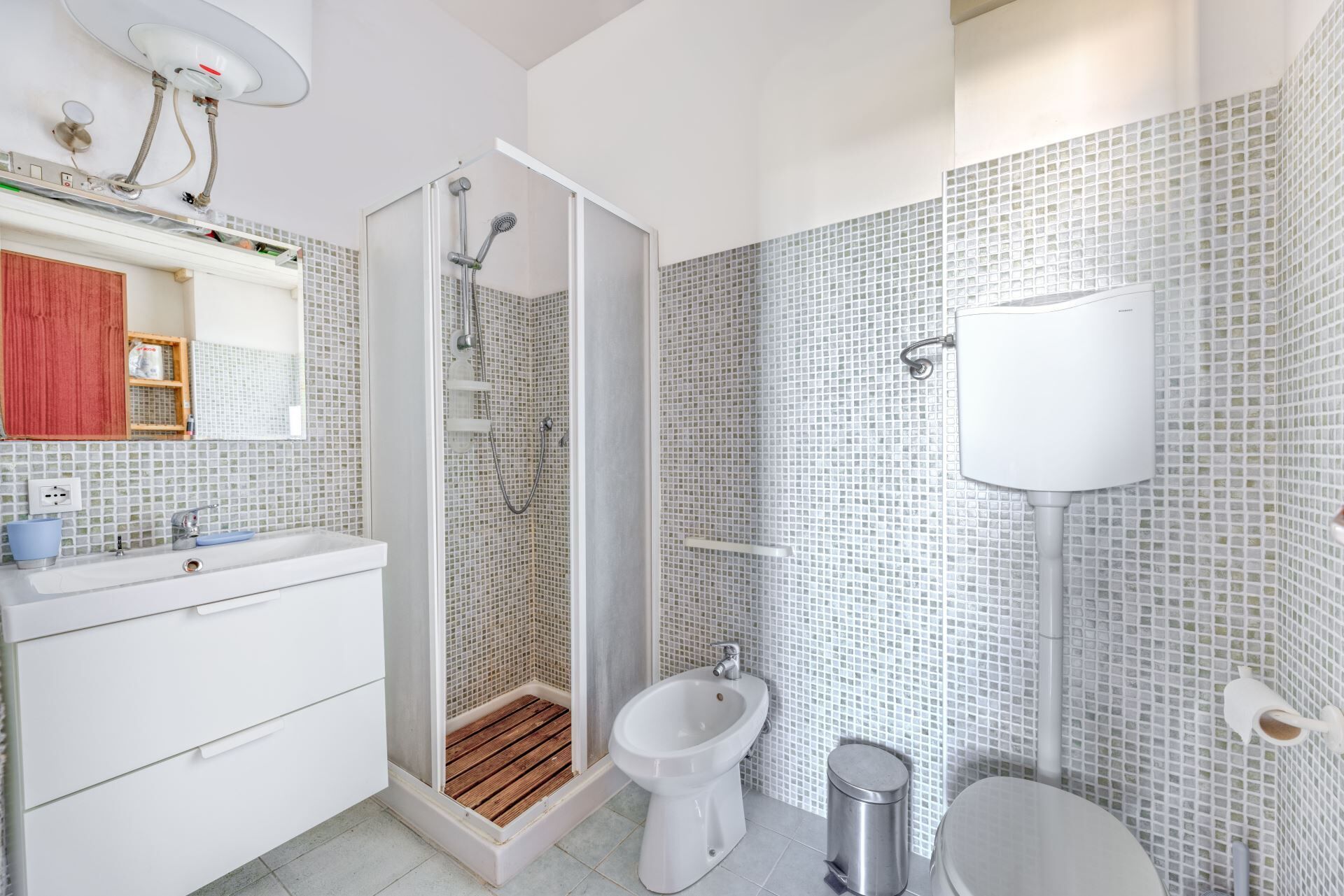 Douche, serviettes fournies