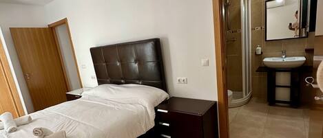 2 chambres, fer et planche Ă repasser, Wi-Fi