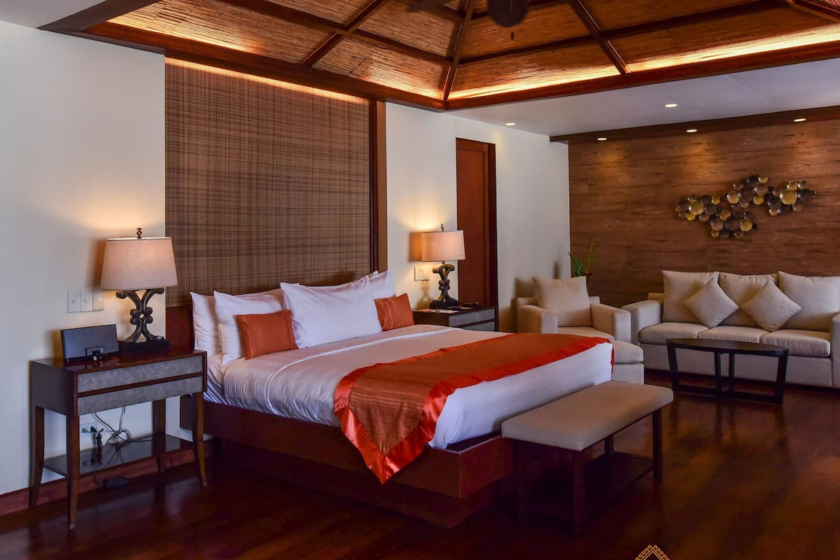 1 habitación, ropa de cama de alta calidad, escritorio y ropa de cama