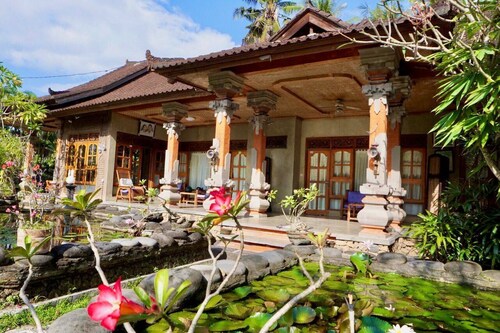 Narafa's Guest House