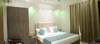 Hotel Pushpdeep Residency