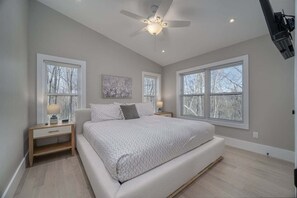 2 makuuhuonetta, silitysrauta/-lauta, Wi-Fi