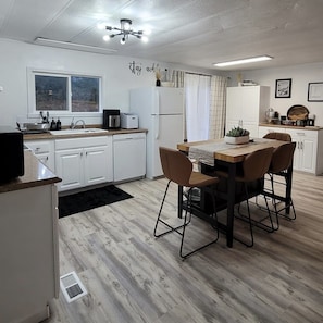 Fridge, microwave, oven, stovetop - Tiki Escape w/ Amazing Mountain and Marsh Backdrop (Rockaway Beach)
