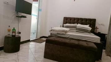 5 bedrooms