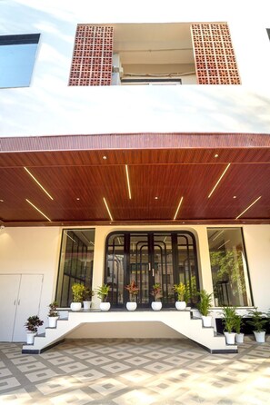 Front of property - The Urban Villa (Varanasi)