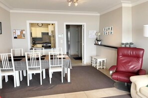 Dining - Apartment in Nieuwpoort by the Beach (Nieuwpoort)