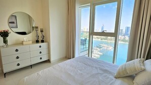 Apartemen Standar | 2 kamar tidur, setrika/meja setrika, dan Wi-Fi gratis