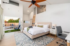 4 室のベッドルーム、デスク、WiFi (無料)、ベッドシーツ