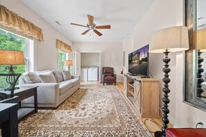 Smart-tv, pejs, bøger