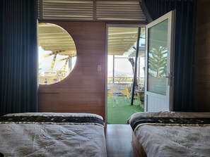 家庭四人房, 城市景观 | 特色装修、特色家居、遮光窗帘、熨斗/熨板