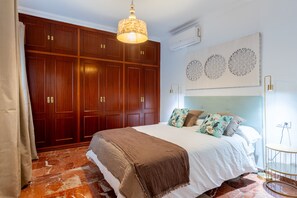 2 chambres, bureau, fer et planche à repasser, Wi-Fi