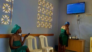 Hot stone massages, deep-tissue massages, Swedish massages - Safari Homes (Kampala)