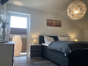 1 bedroom, iron/ironing board, travel cot, free WiFi