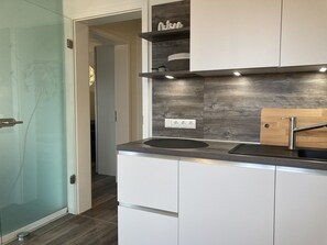 Fridge, microwave, oven, stovetop - Dahmer Dünen - "küstenliebe" auf den Ersten Blick! Strand- und Zentrumsnah! (Dahme)