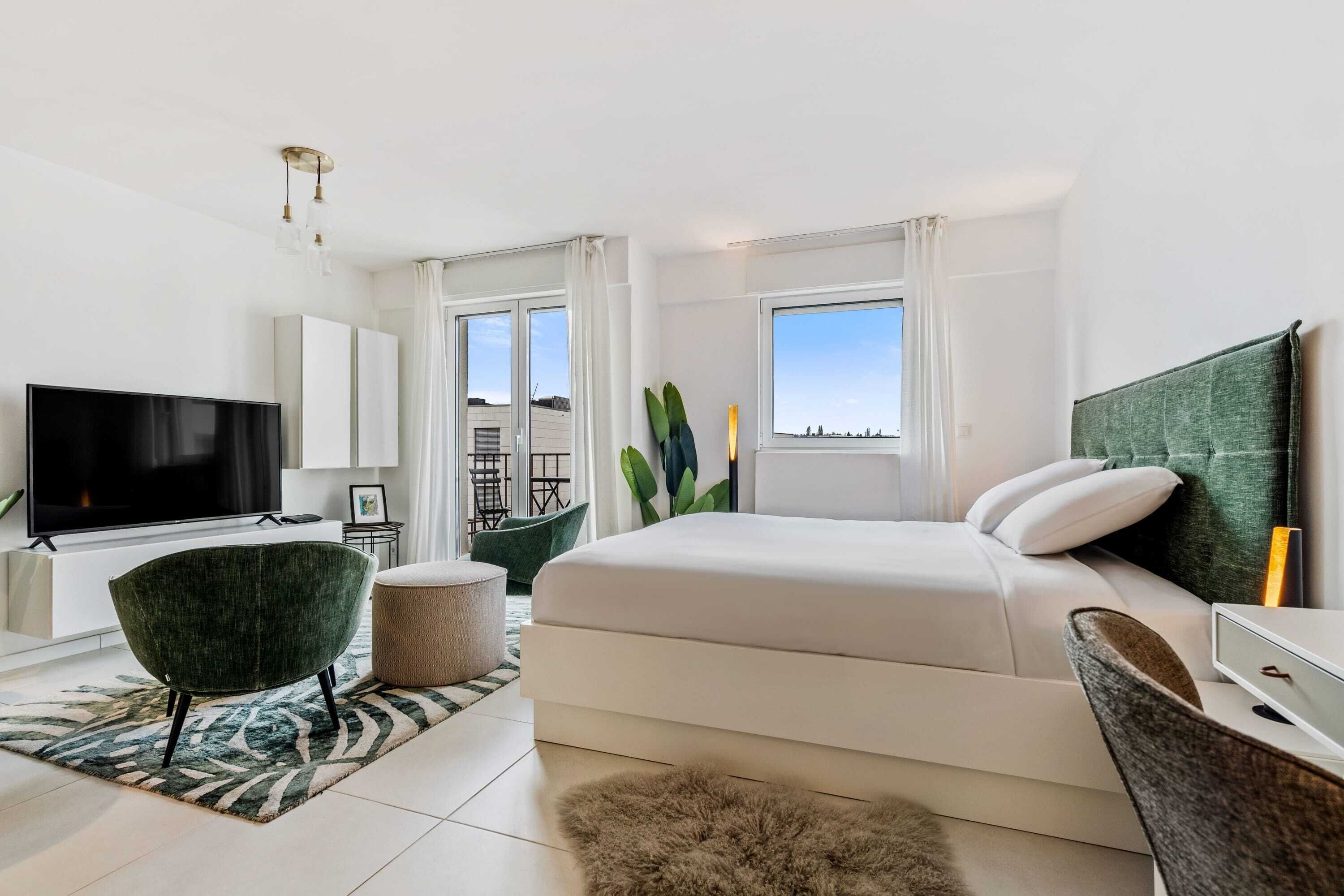 Schreibtisch, Bügeleisen/Bügelbrett, WLAN, Bettwäsche