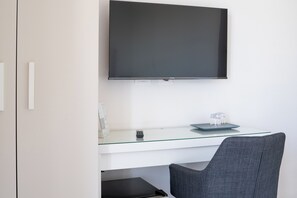 Habitación superior con 1 cama doble o 2 individuales | 1 dormitorio, ropa de cama de alta calidad, edredones de plumas