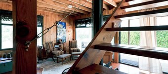 Rustic Barn by the Bay: Family Beachside Getaway