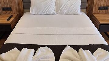 Roupas de cama premium, cortinas blackout, quartos à prova de som