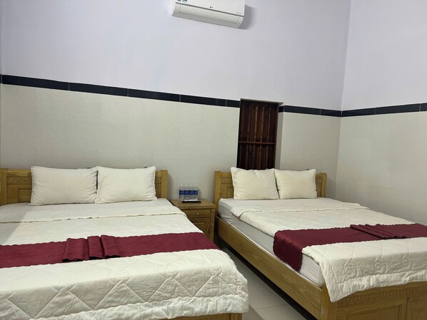 1 bedroom, blackout curtains, iron/ironing board, free WiFi