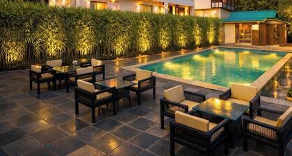 MAATI Resort by The Lake Hill