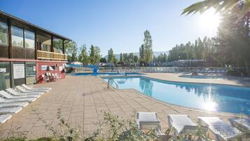 室外泳池、暖水池