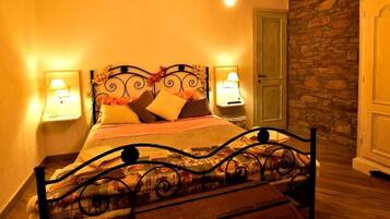 1 camera, Wi-Fi gratuito, lenzuola