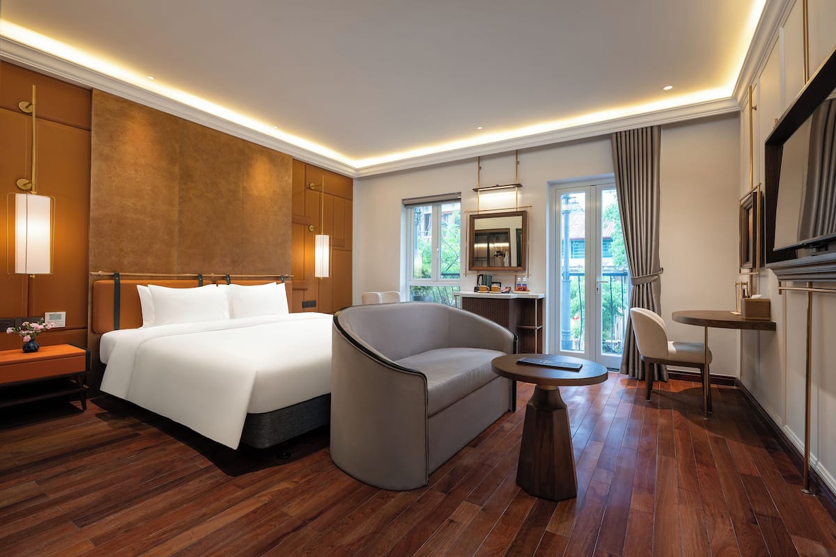 Suite with City View | Hochwertige Bettwaren, Pillowtop-Betten, Minibar, Zimmersafe