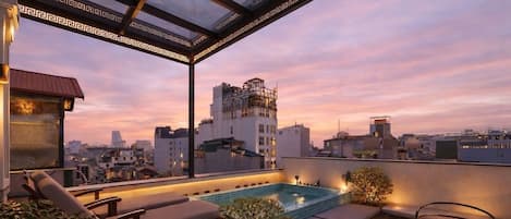 Minerva Suite with Outdoor Jacuzzi | Terraço/pátio