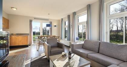 Detached holiday home with 3 bedrooms and 2 bathrooms