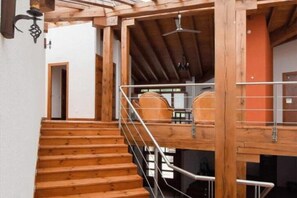 Interior - La Casona de los Cinco Caños (Coca)