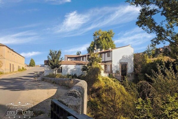 Property grounds - La Casona de los Cinco Caños (Coca)