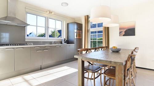 Freistehendes Ferienhaus mit 4 Schlafzimmern und 2 Badezimmern