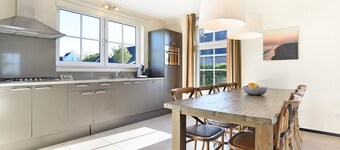 Detached holiday home with 4 bedrooms and 2 bathrooms
