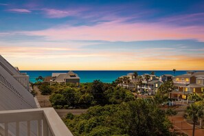 Property grounds - Long to Sea | Private Pool | 6-Seater Golf Cart | Observation Deck (Santa Rosa Beach)