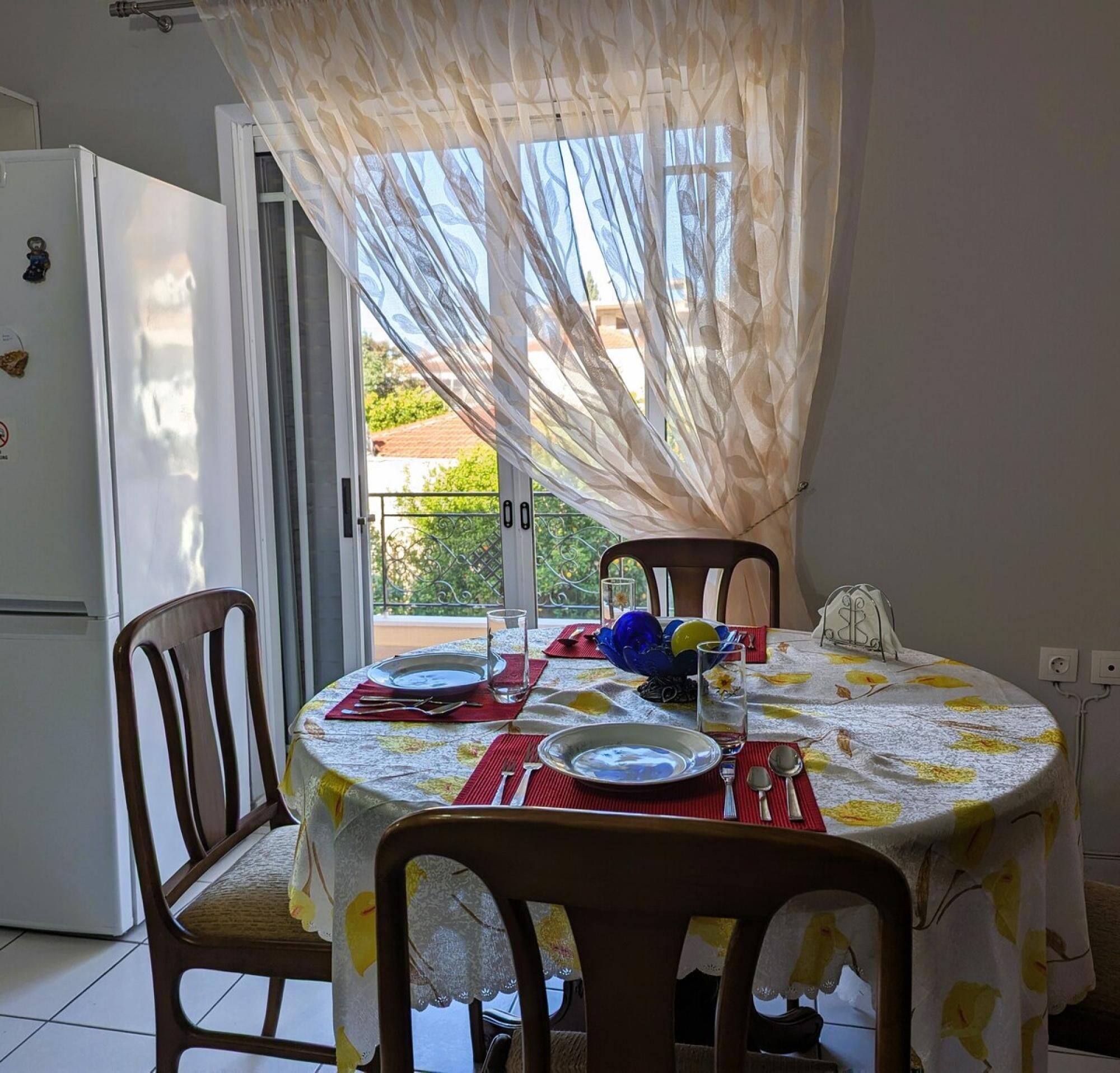 2 habitaciones y escritorio 