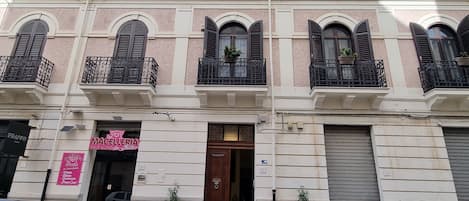 Overnatningsstedets facade