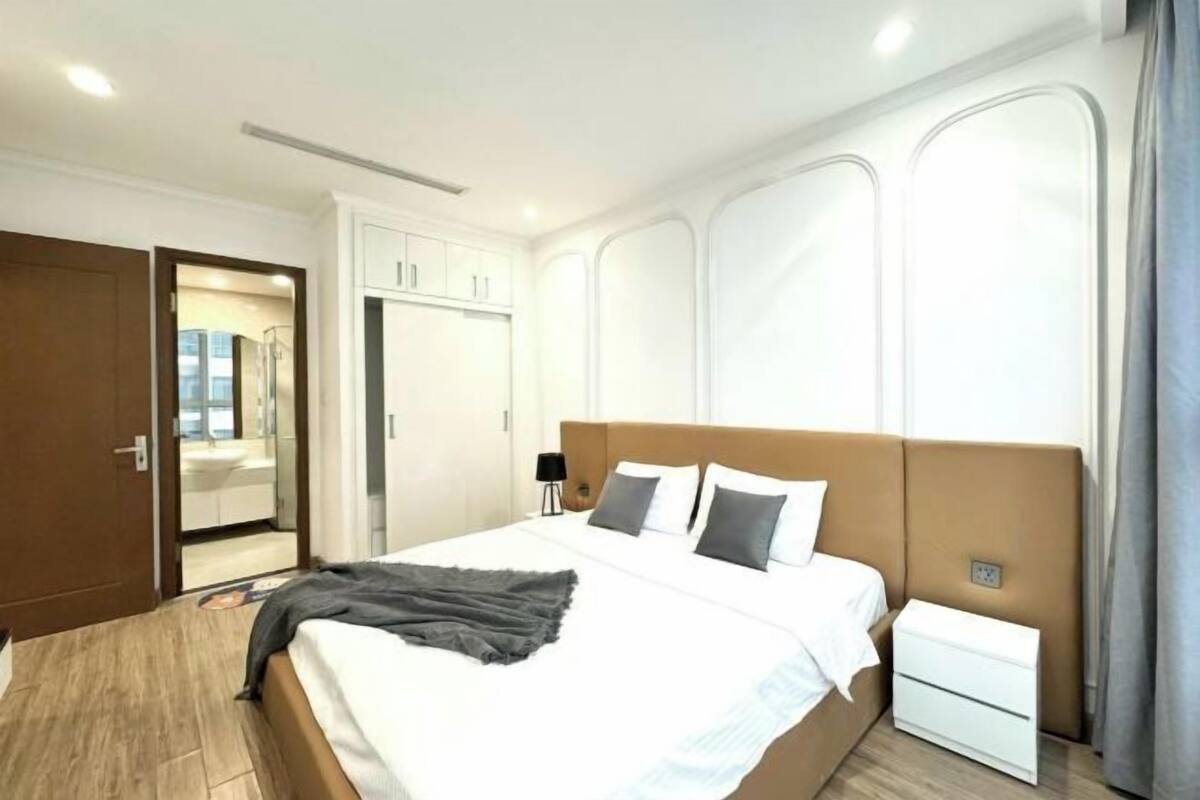 1 bedroom, Egyptian cotton sheets, premium bedding, pillow-top beds