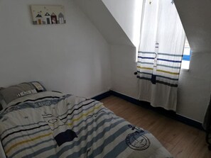 4 Schlafzimmer, Bügeleisen/Bügelbrett, WLAN, Bettwäsche