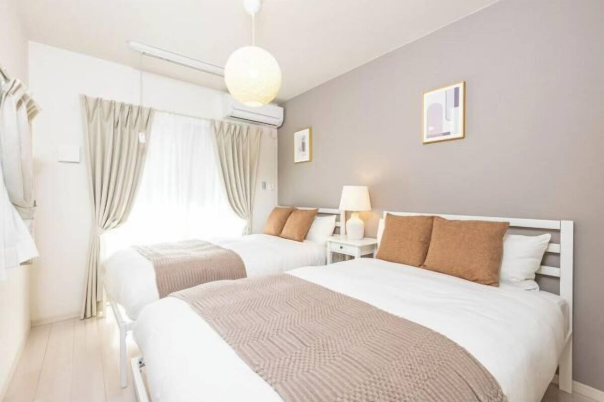2 bedrooms, blackout drapes, iron/ironing board, free WiFi