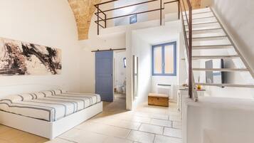 Apartment | 1 bedroom, iron/ironing board