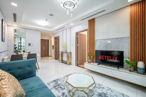 Balcony view - SaigonHomes in Vinhomes Central Park (Ho Chi Minh City)