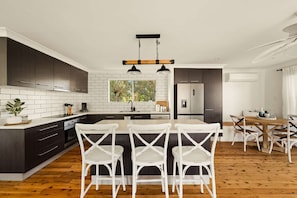 Fridge, microwave, oven, stovetop - "Coponia House" – Seconds to the Beach (Copacabana)