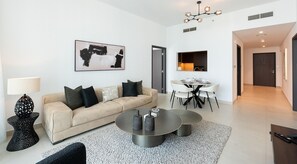 2 bedrooms - Premium 2BR Downtown Apt w Dubai Mall Access (Dubai)