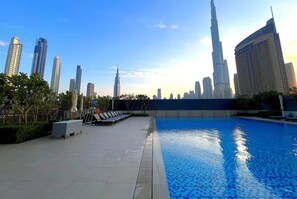 2 bedrooms - Premium 2BR Downtown Apt w Dubai Mall Access (Dubai)