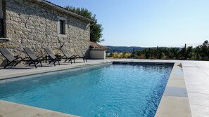 Outdoor pool - Villa Pepa (Pazin)